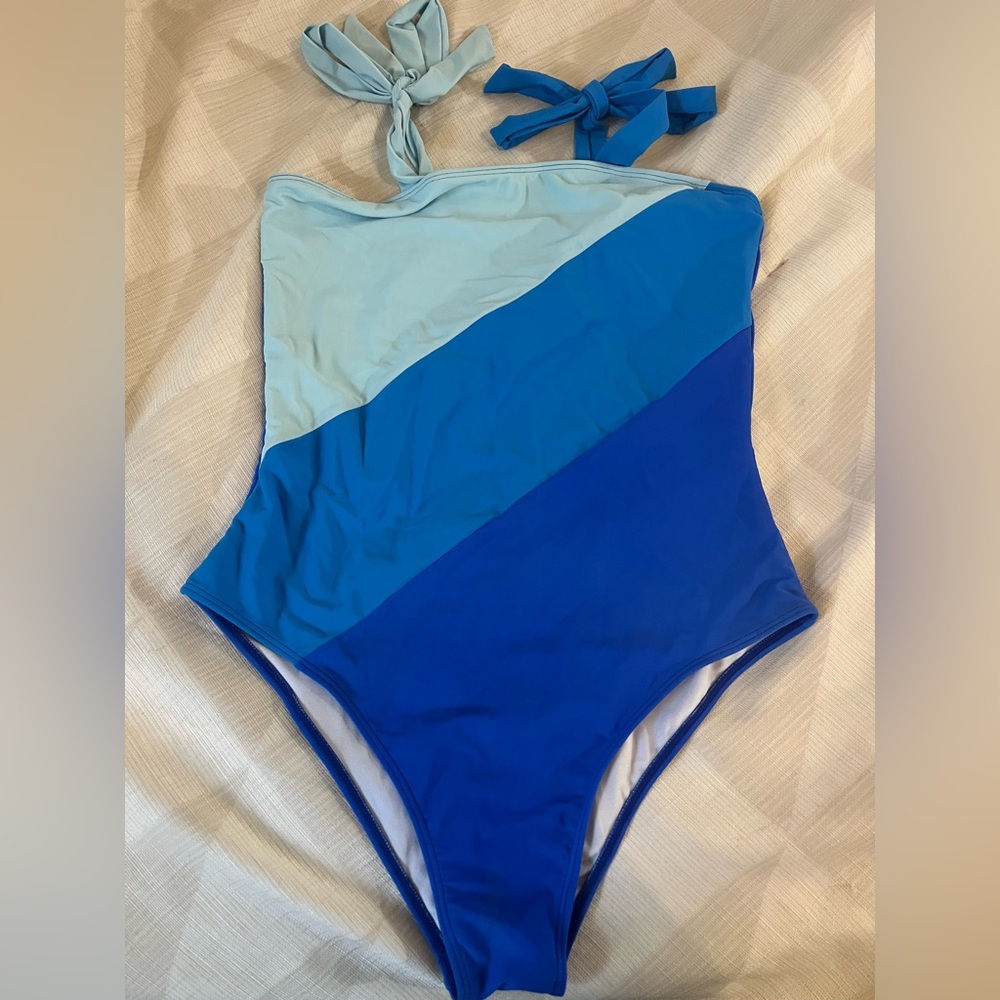 Women’s Colorblock One-Piece Swimsuit in Light Blue, Teal & Royal Blue